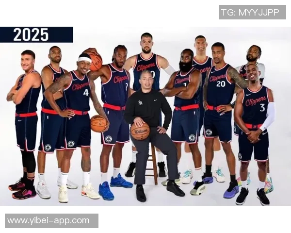 快船国王对决首发阵容揭晓哈登小卡祖巴茨携手出战