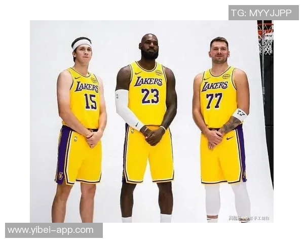 湖人需调整阵容平衡里夫斯东契奇攻强守弱成隐忧 湖人需调整阵容平衡里夫斯东契奇攻强守弱成隐忧